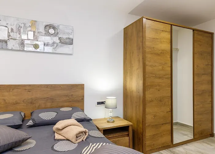 Maximilian&stela 招待所 波雷奇