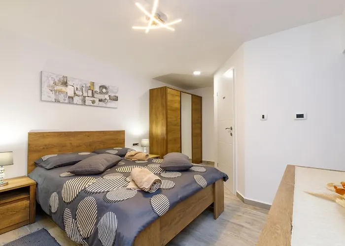 Maximilian&stela Gostinjska kuća 4*