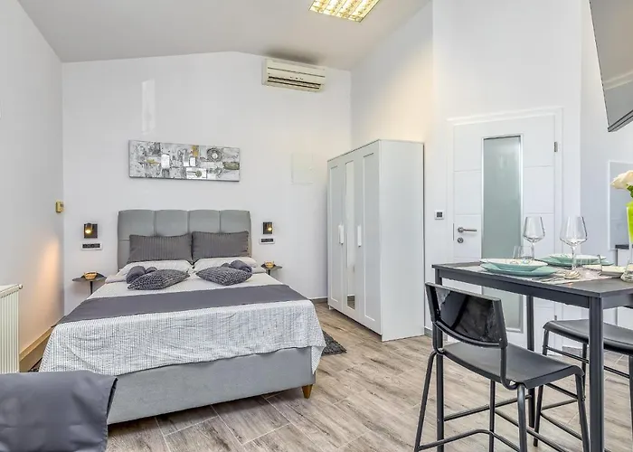 Maximilian&stela Gostinjska kuća